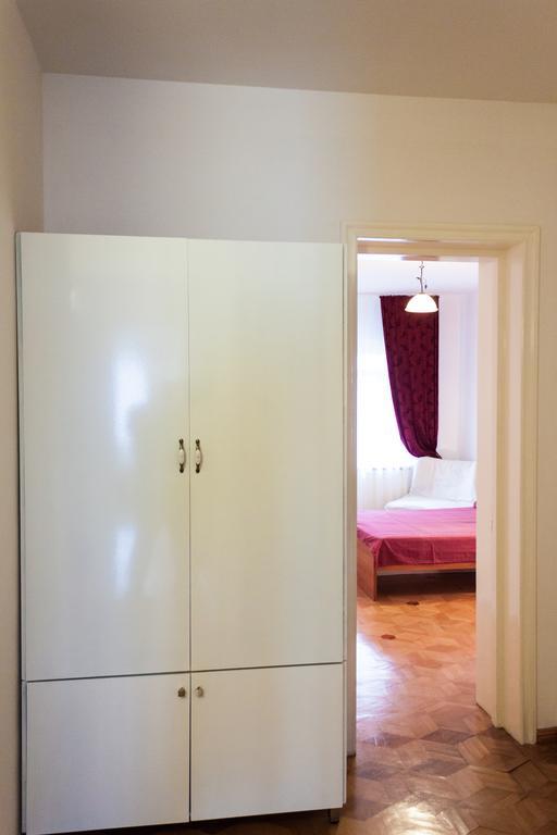 Apartment Janashia 第比利斯 外观 照片